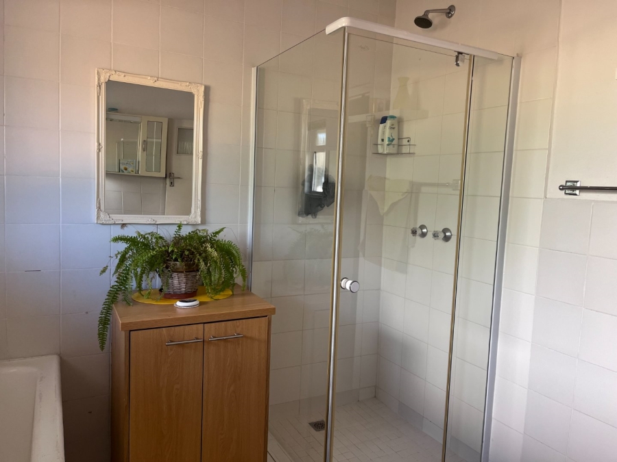 8 Bedroom Property for Sale in Table View Western Cape